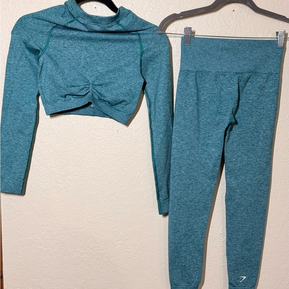 Gymshark Seamless Crop Top & Leggings Set Teal Women’s Activewear - Picture 4 of 7